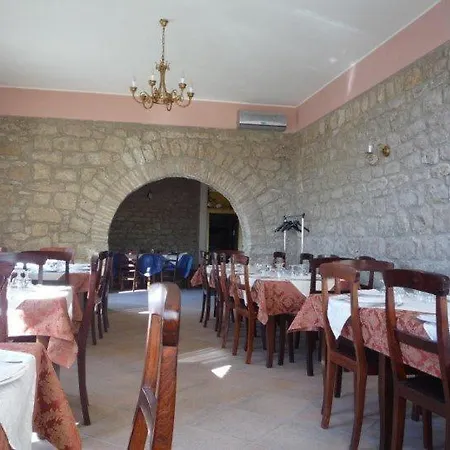 Agriturismo Camemi Di Paternico Ettore Farm stay
